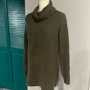 Pink Clover NWOT olive green stretch comfy turtleneck sweater xs/small